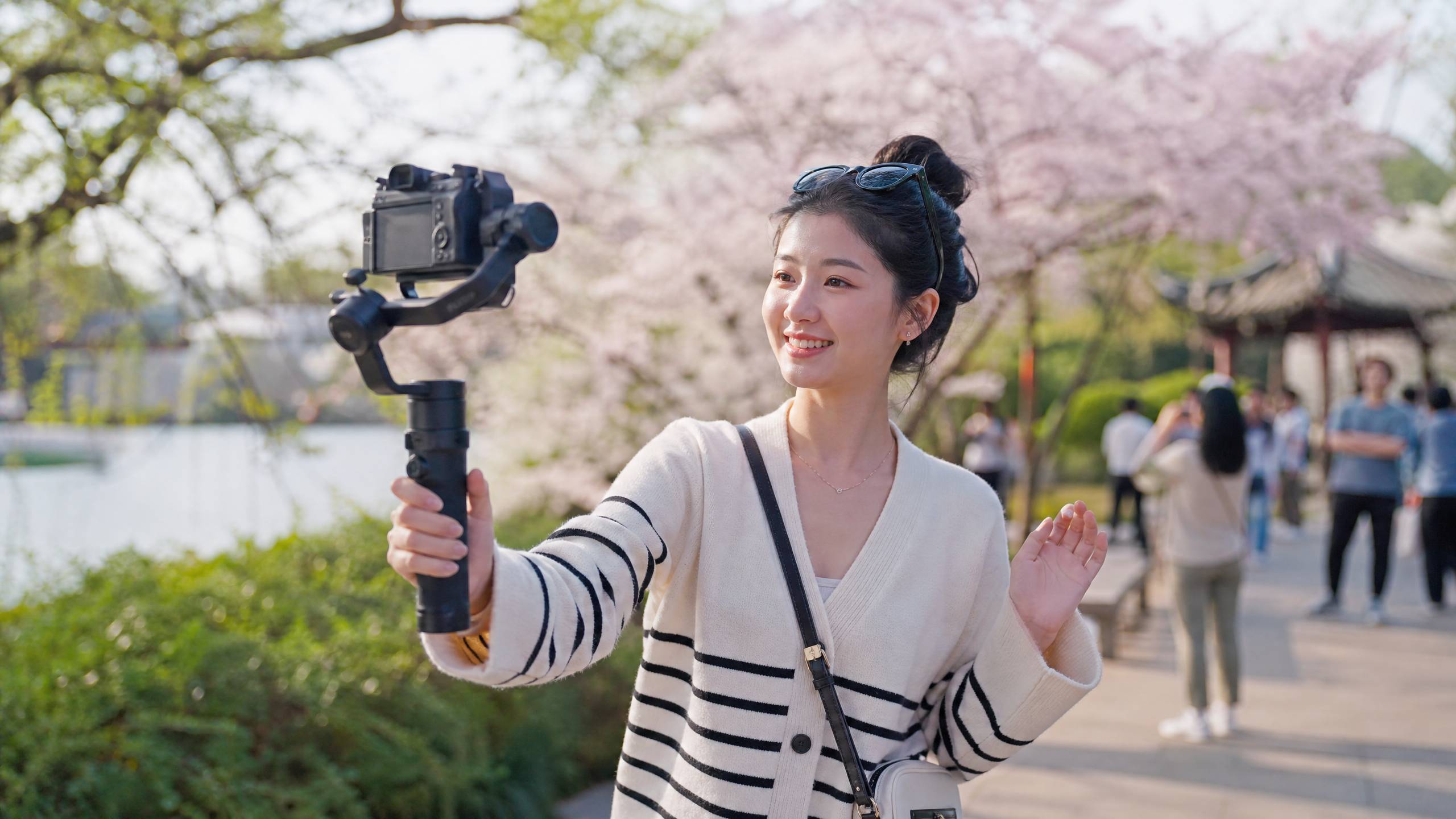 卡点裸舞